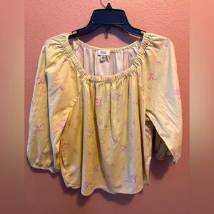 A.n.a light yellow floral top
